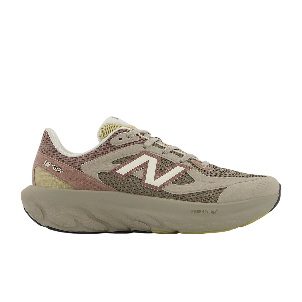 NEW BALANCE Sneakers UTRNAC